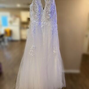 Diamond White A-Line Halter Wedding Dress